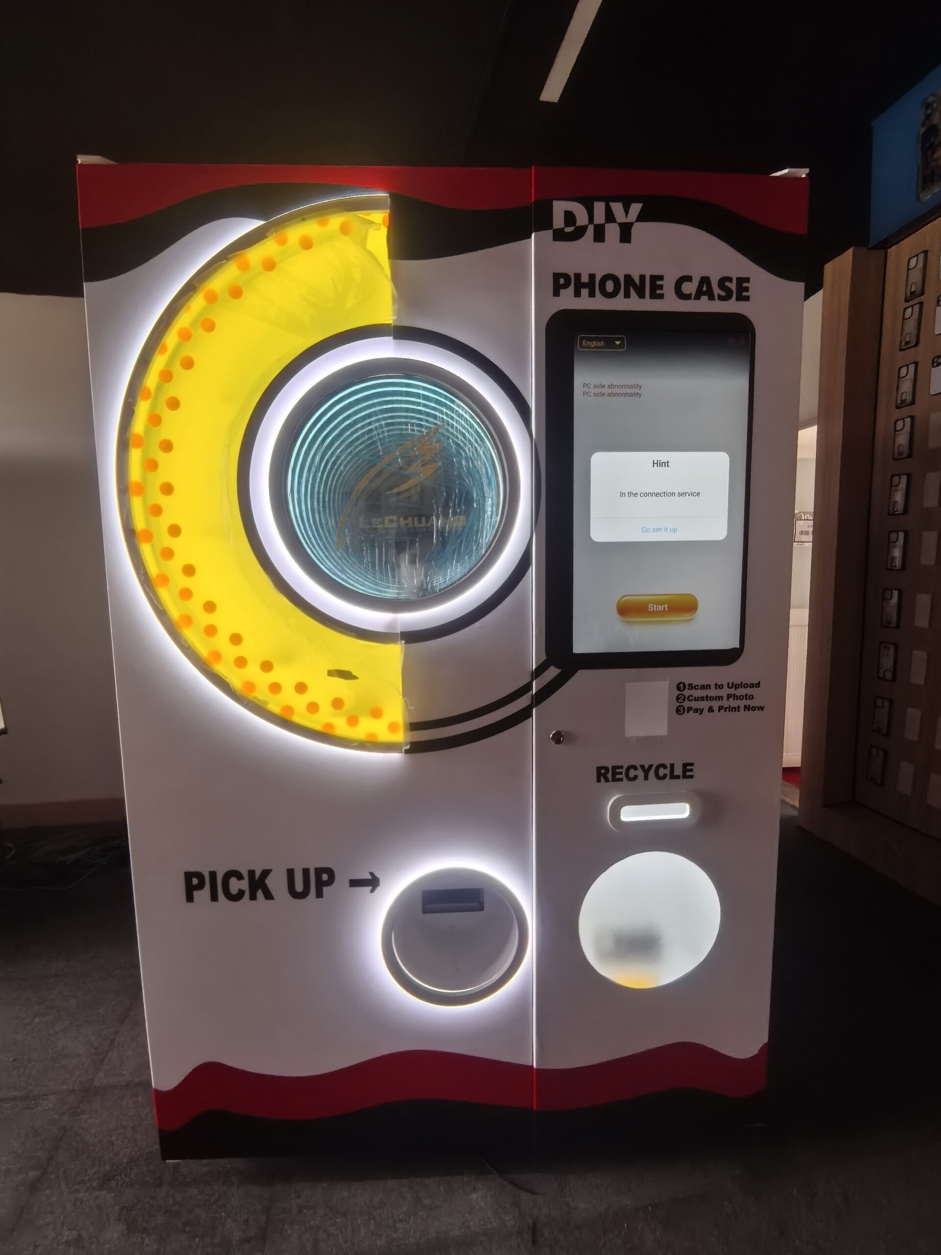 Remote monitoring dashboard for vending machine management